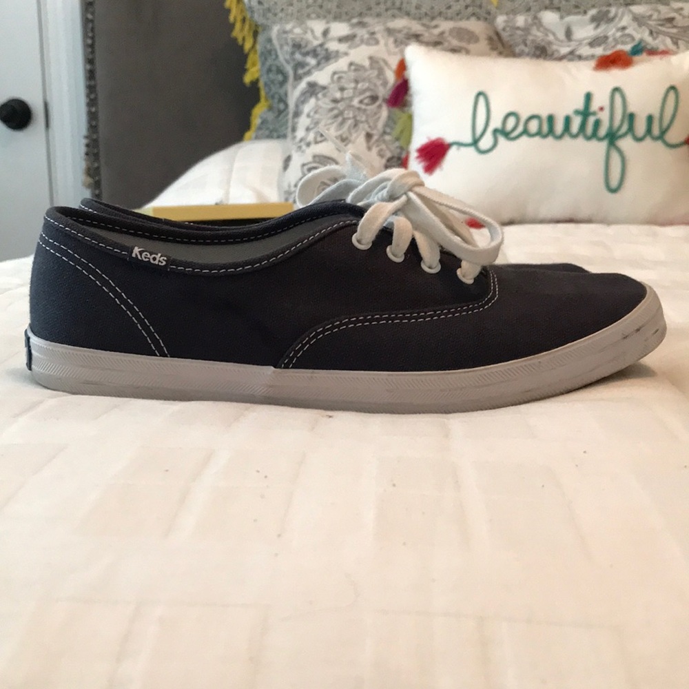 Used but still in great condition clean no odor still looks new